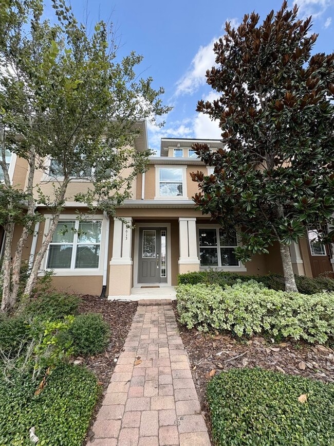 Gorgeous Lake View 3 BR 2.5 bath Luxury To... - Gorgeous Lake View 3 BR 2.5 bath Luxury To... House