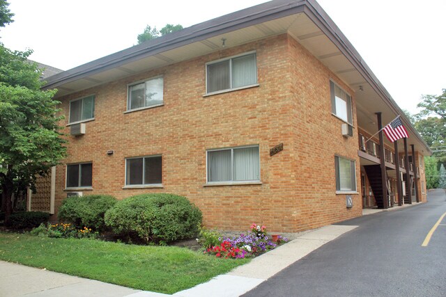 Primary Photo - 938 Ontario St