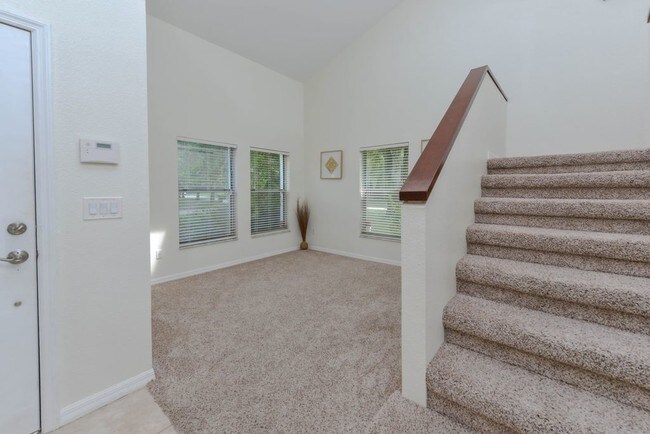 Building Photo - 16102 Cadbury Ct