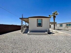 Building Photo - 437 Riverfront Dr