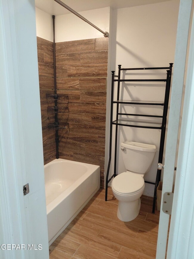 Foto del edificio - 8051 Ap Ramirez St