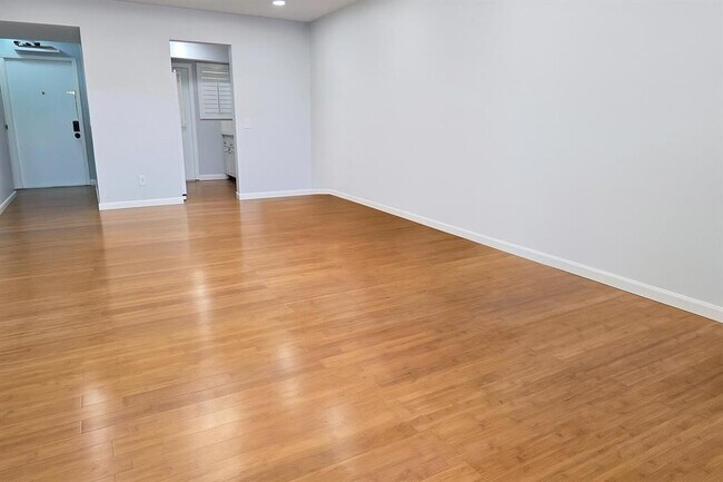 Foto del edificio - 2461 SW 82nd Ave