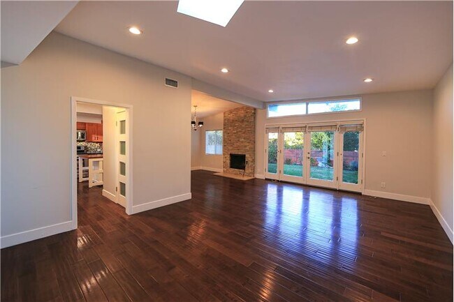 Building Photo - 6014 Wish Ave