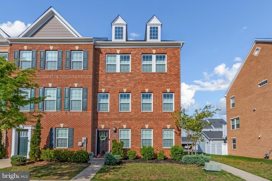 Photo - 11411 Tolkien Avenue Unit