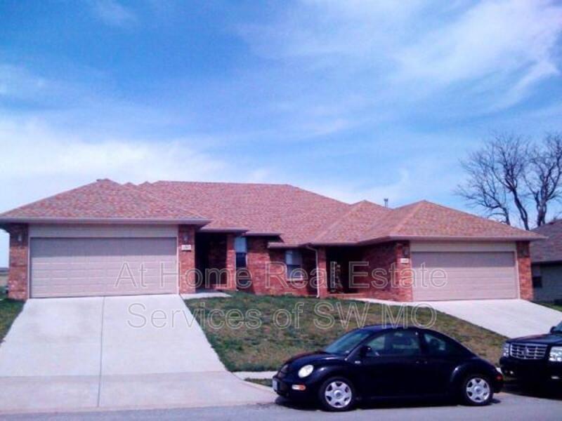 2303 W Parkview Ave, Ozark, MO 65721 Condo for Rent in Ozark, MO