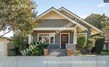 Building Photo - 746 Mira Mar Ave