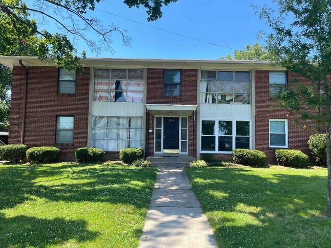 Foto del edificio - 2203 Gerald Ct