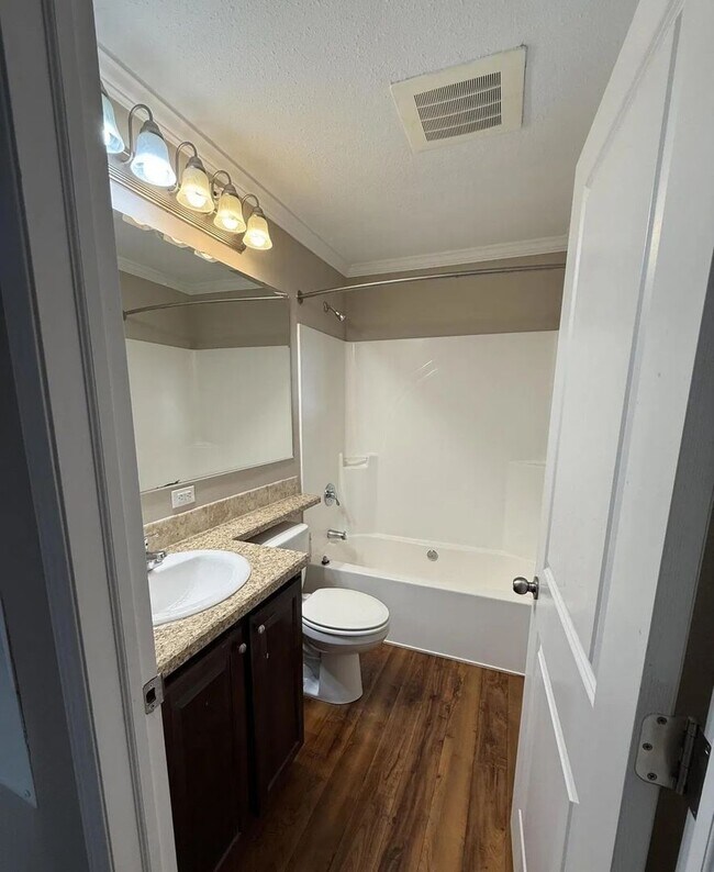 Foto del interior - Wolf Run Village