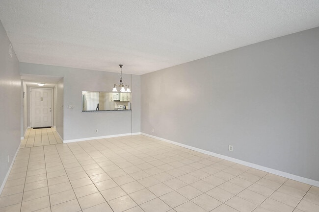 Building Photo - 7593 Tahiti Ln