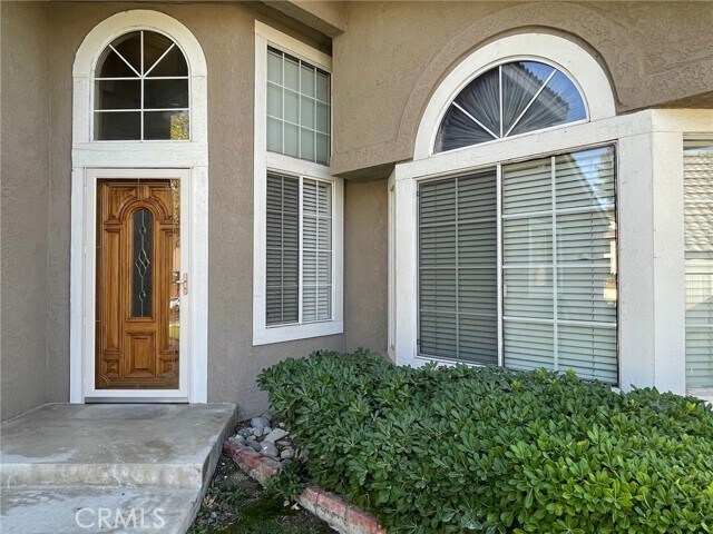 Building Photo - 1212 Goldenview Dr