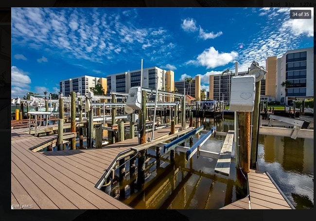 Foto del edificio - 4541 Bay Beach Ln