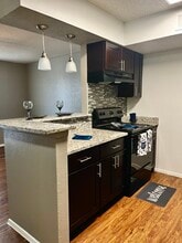 Building Photo - Ashleye Village