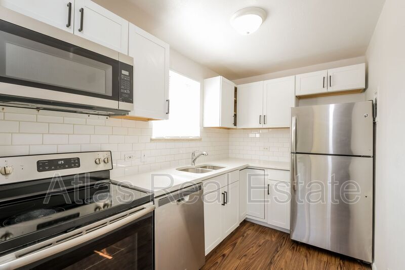 Foto principal - 4991 Lowell Blvd