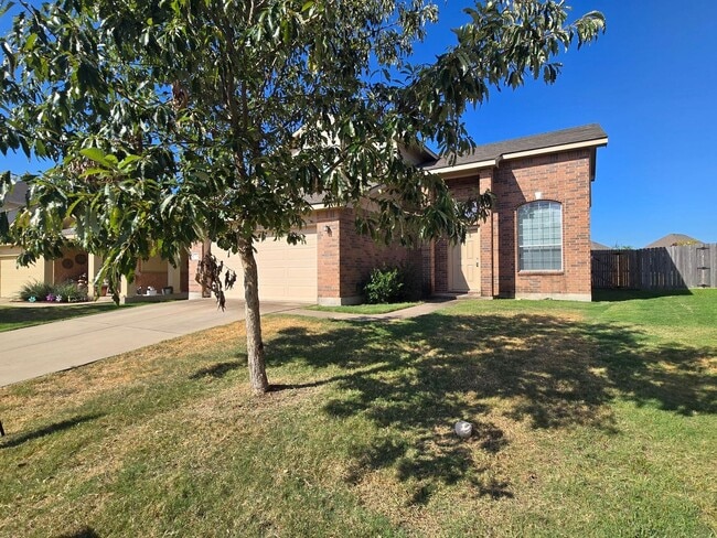 Building Photo - PRICE REDUCTION & RENT SPECIAL - AVAILABLE...