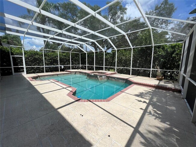 Foto del edificio - 5404 Avenal Dr