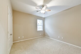 Building Photo - 21315 Pennshore Ln