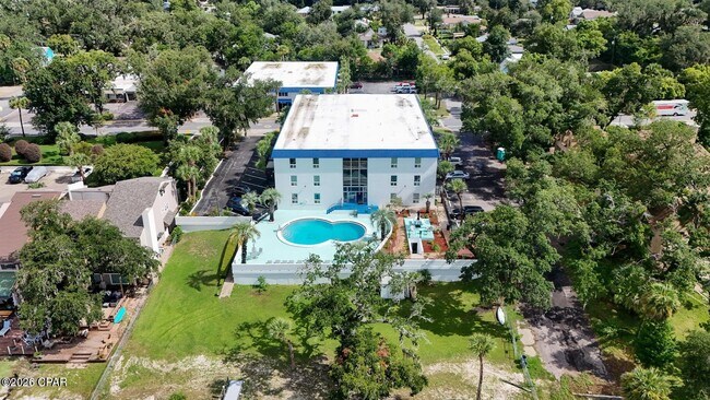 Foto del edificio - 316 Cherry St