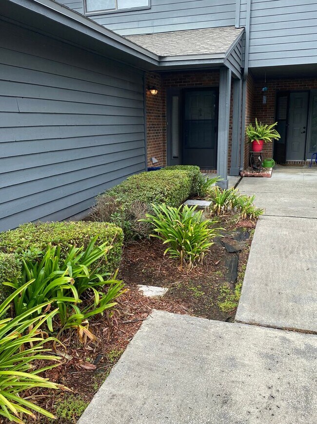 Building Photo - Bright & Spacious 2BR Condo in Exclusive Gated Community with Open Living & Sunlit Views