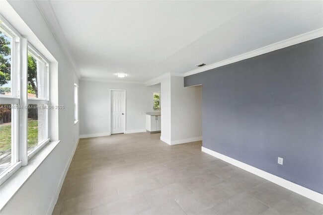 Building Photo - 1245 NW 84th Terrace