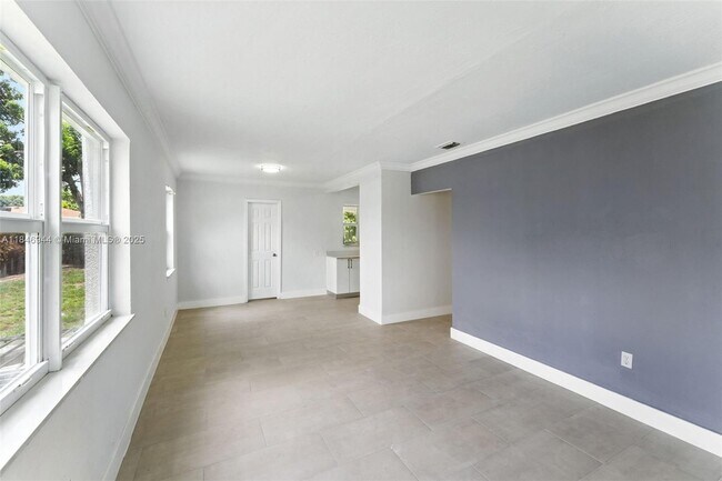 Foto del edificio - 1245 NW 84th Terrace