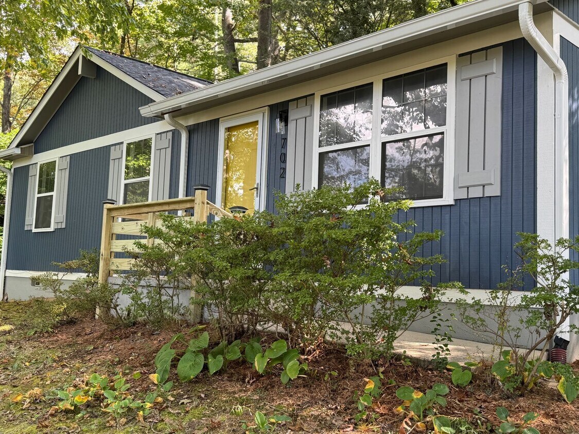 Foto principal - Black Mountain - Newly Renovated 3 Bedroom