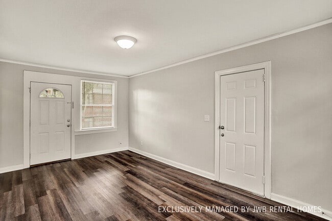 Building Photo - 1265 McDuff Ave S