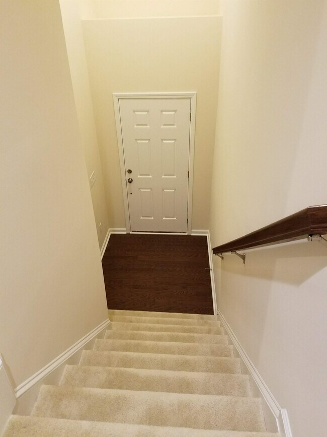 Foto del edificio - 1437 Salem Creek Dr