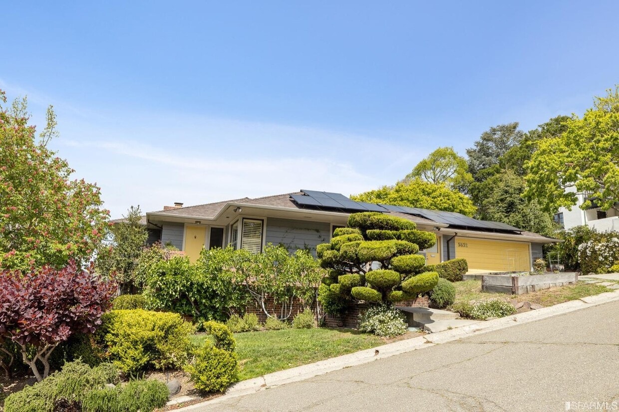 Foto principal - 5832 Acacia Ave