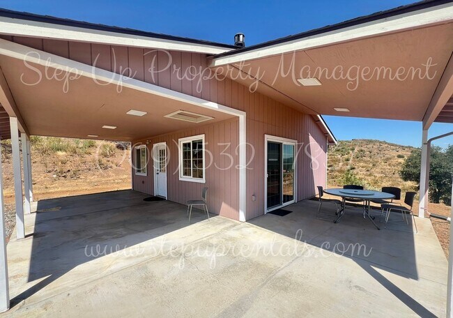 Foto del edificio - 8440 Ponderosa Way