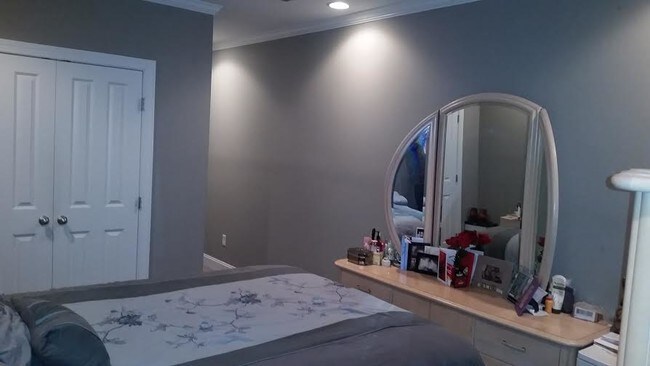 Master bedroom - 1818 Jackson St