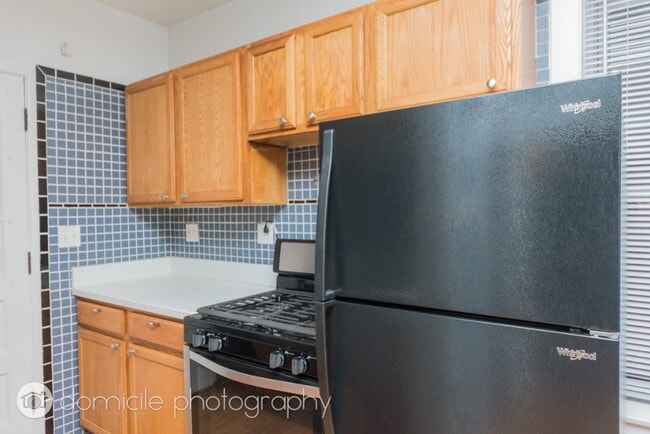 Foto del edificio - 3115 W Foster Ave