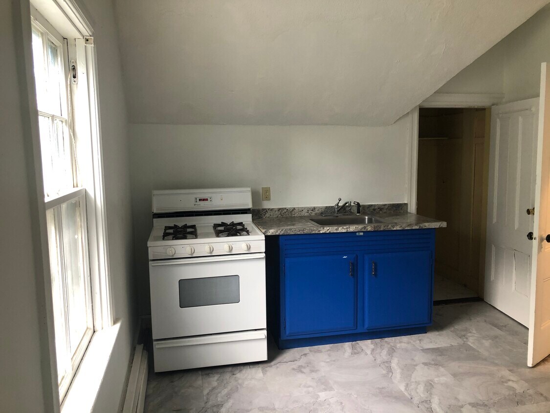 Foto principal - 68 Princeton Ave