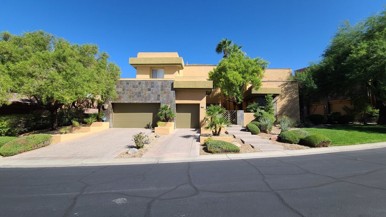 1565 Foothills Village Dr, Henderson, NV 89012 House Rental in