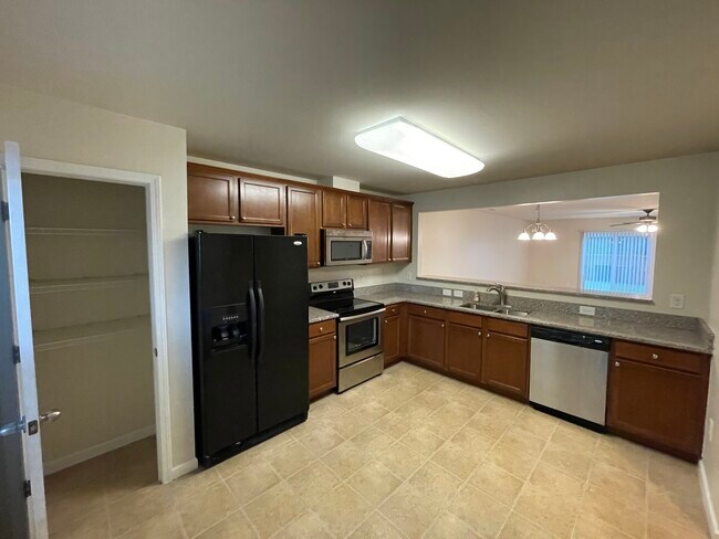 Building Photo - 2948 Berkeley Springs Pl