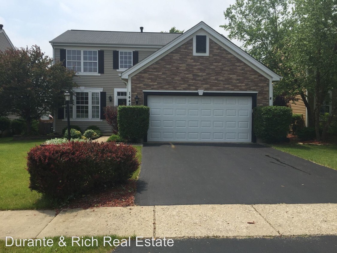 Primary Photo - 1448 Woodbury Cir