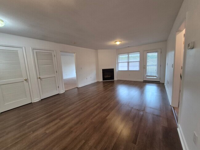 Foto del edificio - 207 Olde Covington Way