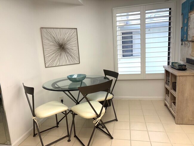 Foto del edificio - 15314 Strathearn Dr