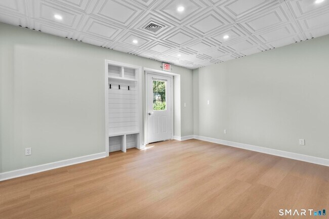 Foto del edificio - 184 Maple St