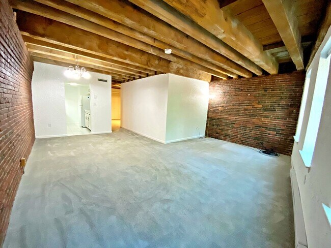 Foto del edificio - 386 Commercial St