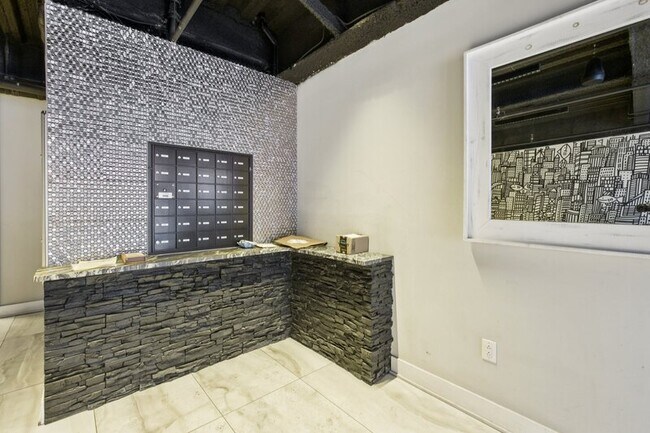 Foto del edificio - 1232 N Front St