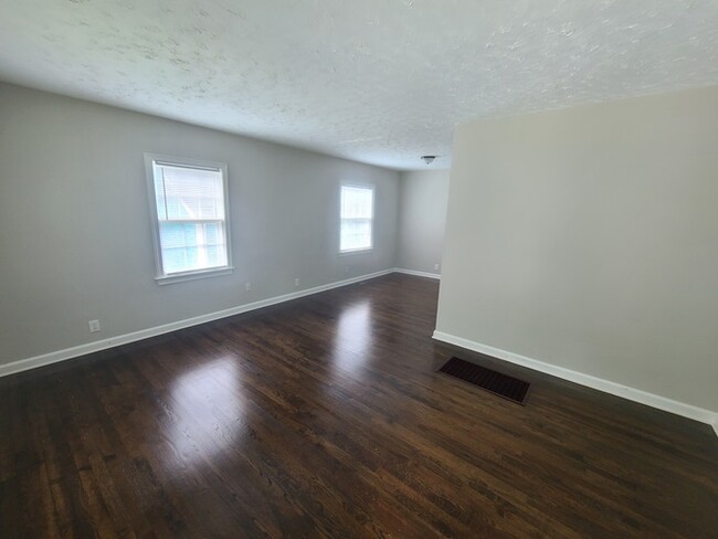 Foto del edificio - Home for lease in East Atlanta