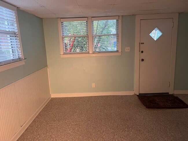 Entrada a la sala de estar - 1377 Scott Blvd