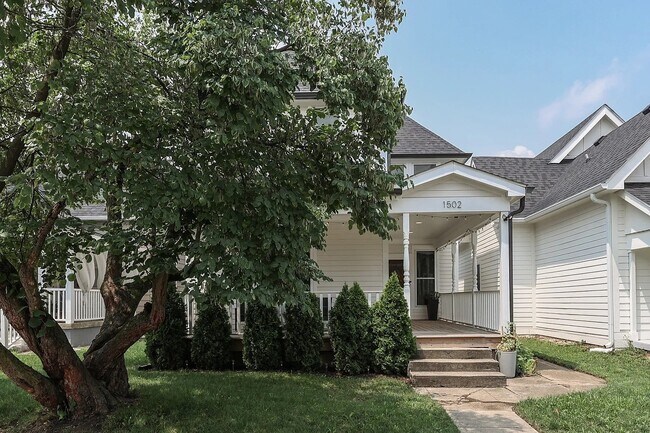 Building Photo - 1502 S Talbott St
