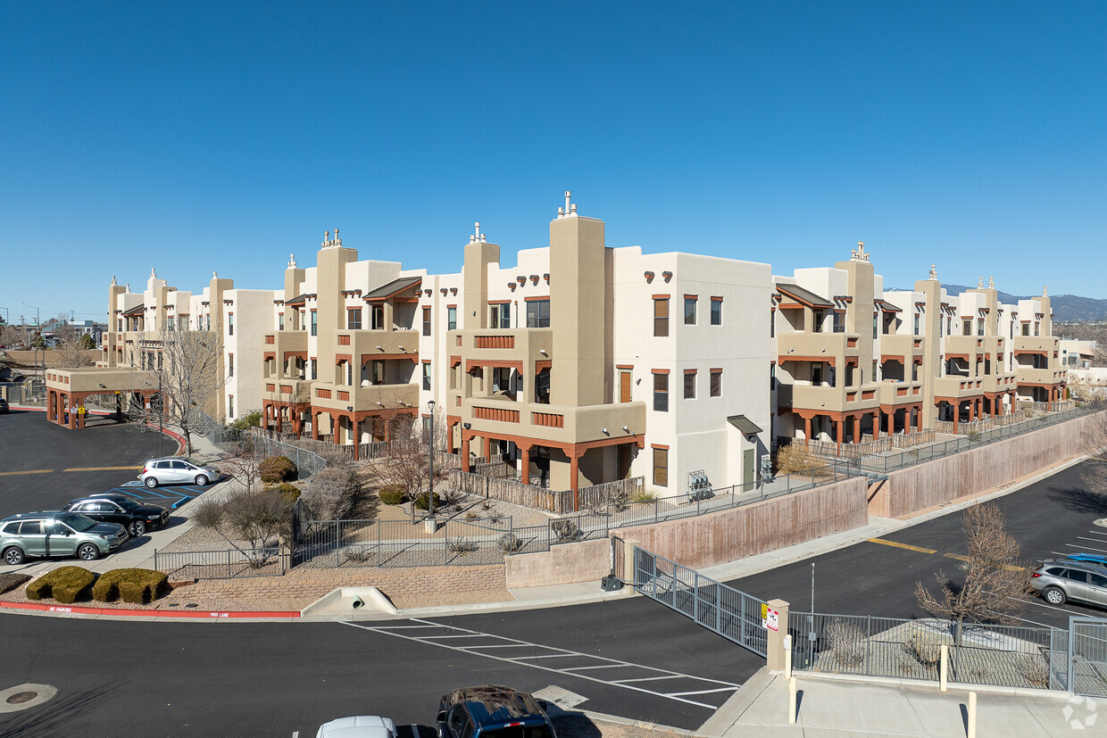 Primary Photo - Alameda Santa Fe Condominiums