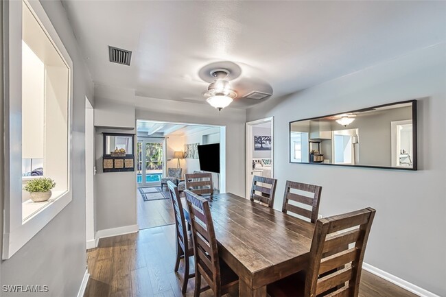 Building Photo - 4459 Flamingo Dr