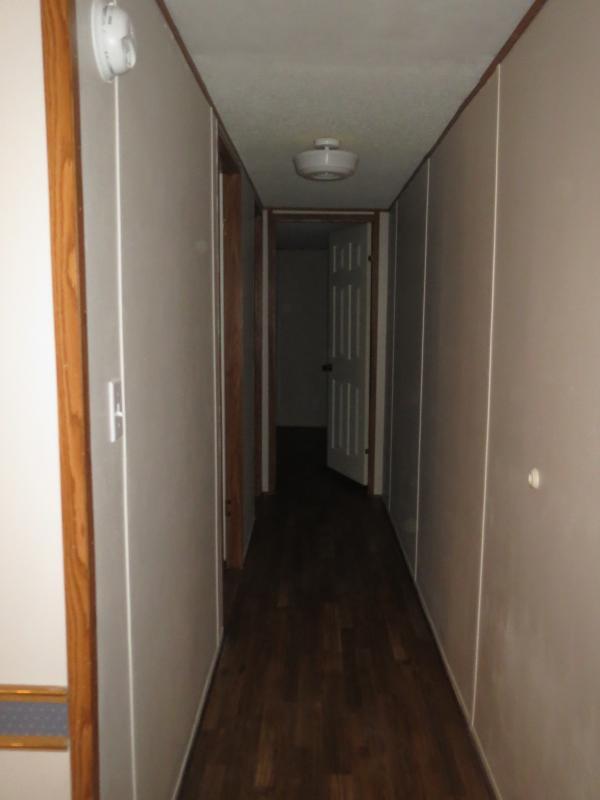 Building Photo - 214 DOGWOOD LANE