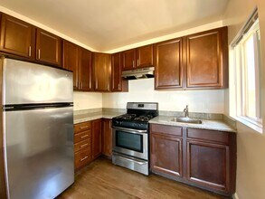Building Photo - 736 Innes Ave