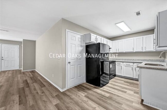 Building Photo - 4346 W Thrasher-