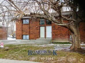 Building Photo - 233 E Julie Anna Dr