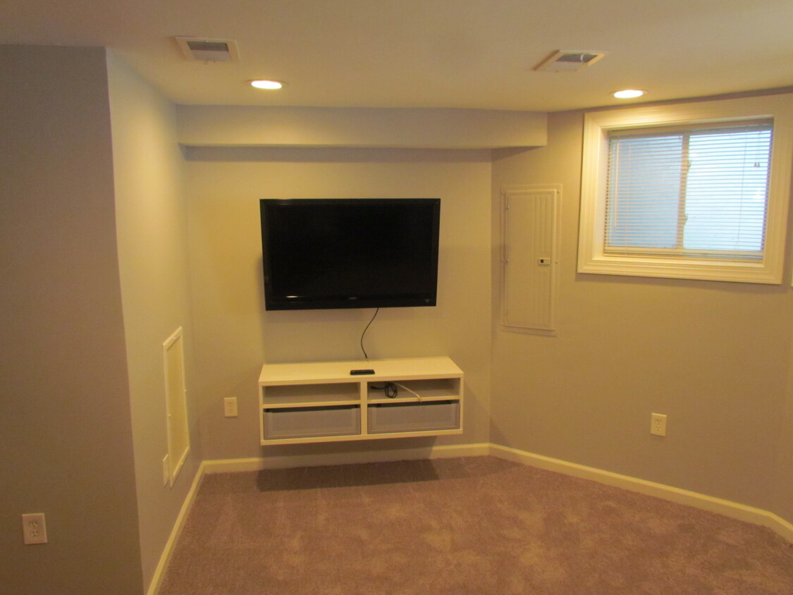 Foto principal - 130 V St NW